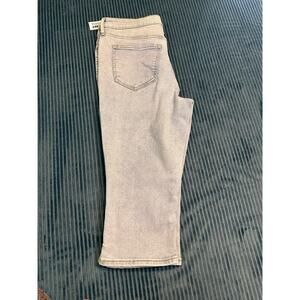 Old Navy NWT Denim Capri Pants Size 8